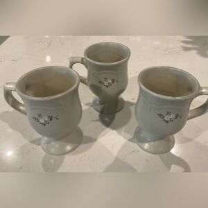 Pfaltzgraff HEIRLOOM Pedestal Mugs (3) Handled Made in USA Grey w/Flowers